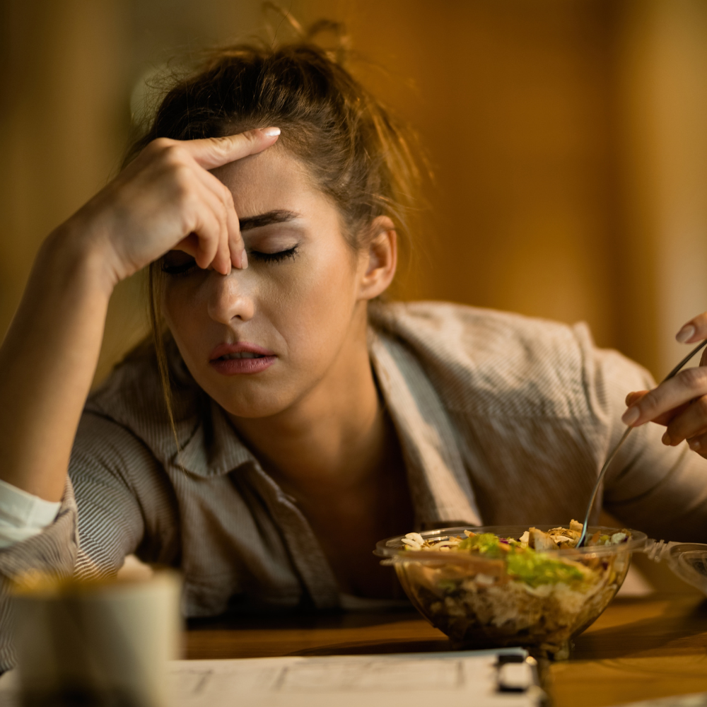 Por qué subo de peso sin comer mucho